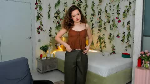 Emma online show from April 2026 06:13:02 PM