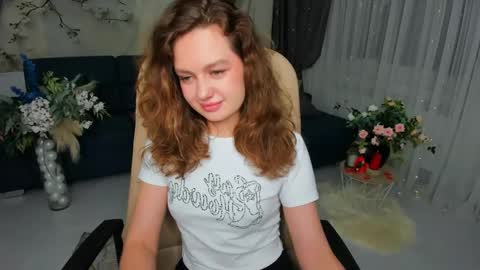 Emma online show from April 2026 07:58:02 PM