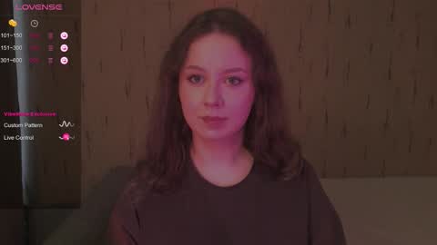 Kira online show from October 2025 07:16:01 AM