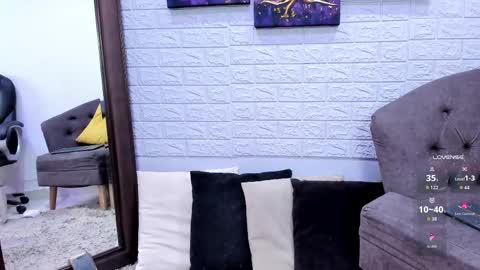 Snapshot of miranda_doll_ chatting on April 2026 12:07:01 PM online show from April 2026 12:07:01 PM