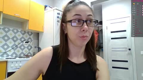 Snapshot of miranda_wish chatting on October 2025 03:53:02 AM MIRANDA online show from October 2025 03:53:02 AM