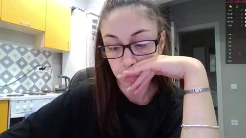 Snapshot of miranda_wish chatting on November 2025 10:49:01 AM MIRANDA online show from November 2025 10:49:01 AM