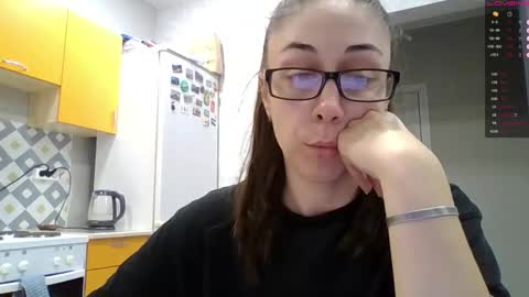 Snapshot of miranda_wish chatting on November 2025 09:42:01 AM MIRANDA online show from November 2025 09:42:01 AM