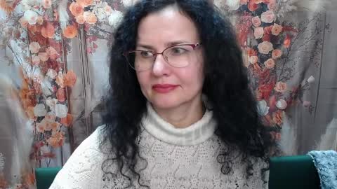 Miroslava Happi online show from April 2026 06:29:02 AM