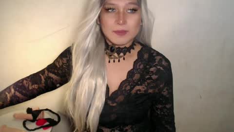 Snapshot of miss_4cuck_ chatting on June 2026 09:46:02 AM miss_4cuck_ online show from June 2026 09:46:02 AM