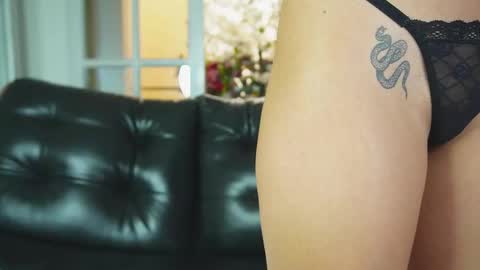 Zoe online show from March 2026 06:14:01 PM