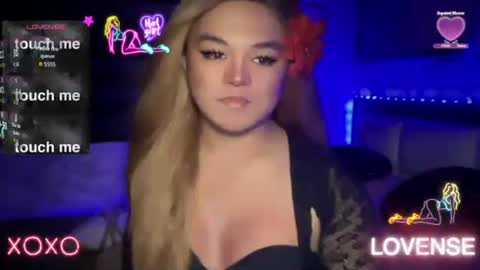 Anita  online show from March 2026 11:47:01 AM