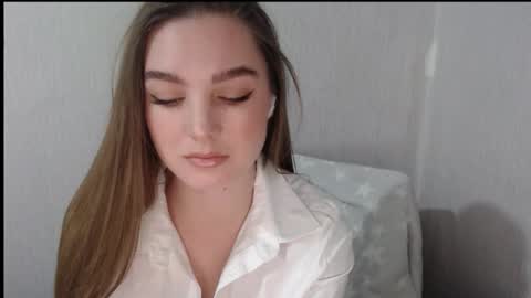 Snapshot of miss_azalea chatting on December 2025 05:54:02 PM Georgia online show from December 2025 05:54:02 PM