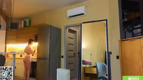 Sandy online show from April 2026 12:55:02 AM