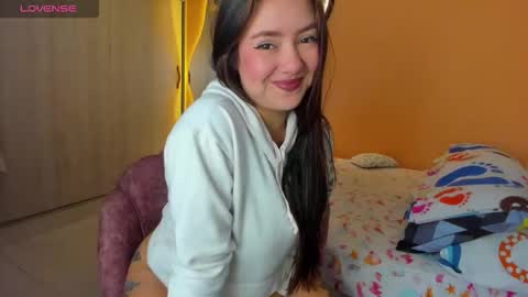 Chryss online show from April 2026 04:21:01 PM