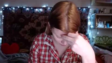 Elis online show from February 2025 03:04:02 PM