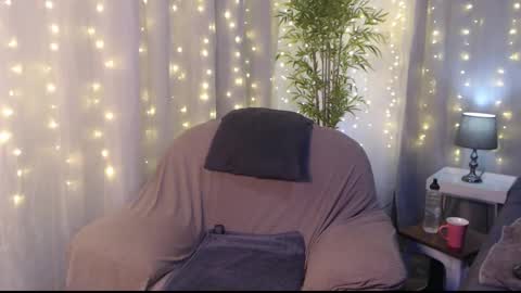 Miss EVA  Email misseva123xxx online show from March 2026 05:22:01 AM