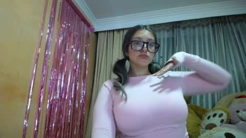 lilieth  online show from April 2026 11:33:02 PM