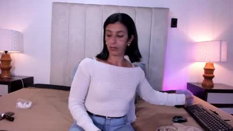 miss_milf_ online show from July 2026 08:00:02 PM