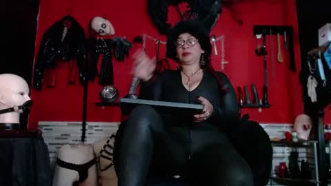 Snapshot of miss_mirandaa chatting on July 2026 12:50:02 AM Mistress Miranda online show from July 2026 12:50:02 AM
