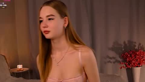 Nicole online show from October 2025 12:23:01 AM