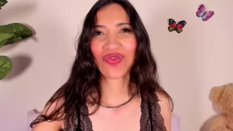 Miss Veronica online show from March 2026 01:17:02 PM