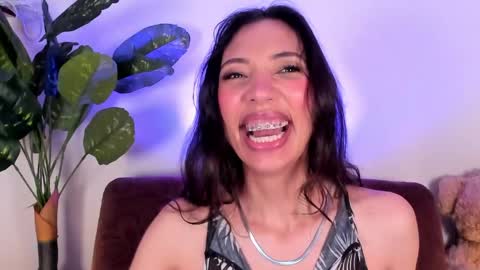 Miss Veronica online show from April 2026 01:25:02 PM