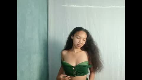 MadagascarQueen online show from May 2026 11:27:01 AM