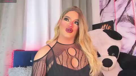 Snapshot of misskassandraa_ chatting on June 2026 01:36:02 AM kassandra lazcano online show from June 2026 01:36:02 AM