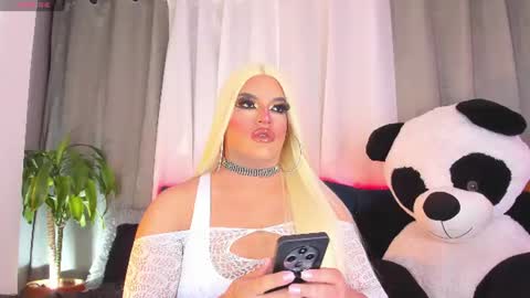 Snapshot of misskassandraa_ chatting on July 2026 12:35:02 AM kassandra lazcano online show from July 2026 12:35:02 AM