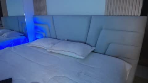 Miss Loise online show from April 2026 03:39:01 AM