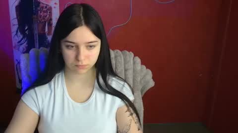 Mia online show from April 2026 11:12:01 AM