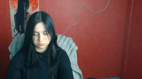 Mia online show from April 2026 11:25:02 AM