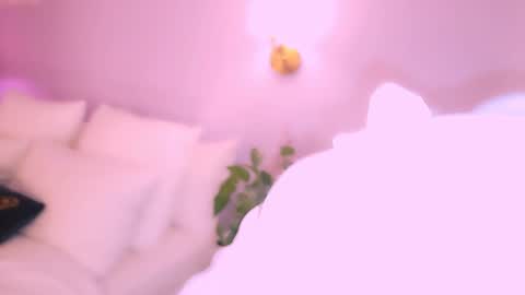 Mina online show from March 2026 05:44:01 AM