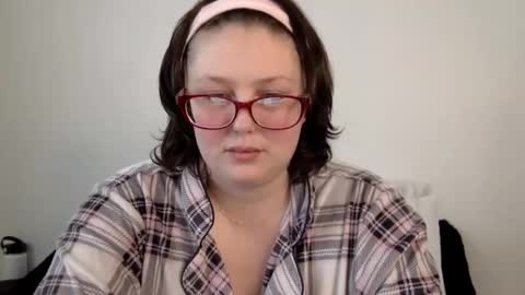 missmistressmal online show from May 2026 05:10:02 PM