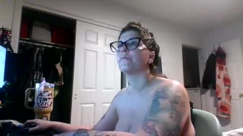 MissMona online show from April 2026 10:29:02 AM