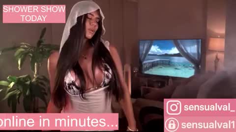 OF online show from November 2025 07:35:01 PM