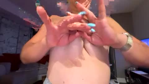 missy290798 online show from August 2026 01:59:01 AM