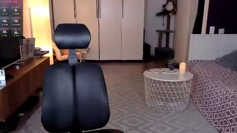 Snapshot of missyourtouch chatting on June 2026 07:29:01 PM MissYourTouch online show from June 2026 07:29:01 PM