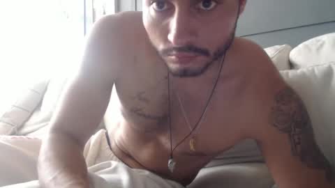 mistersam33 online show from January 2025 08:32:01 PM