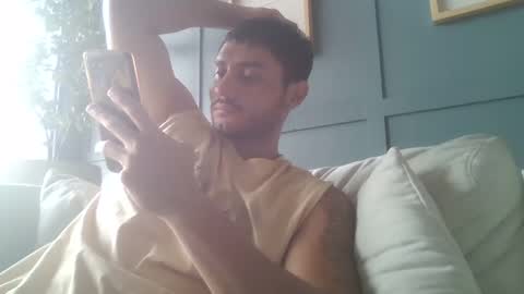 mistersam33 online show from January 2025 07:53:01 PM