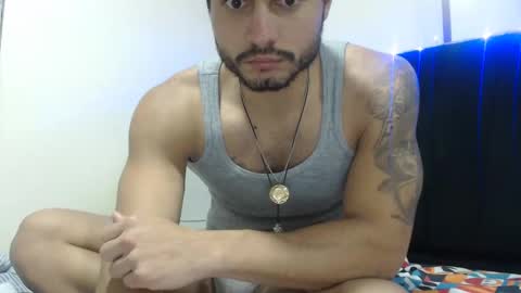 mistersam33 online show from January 2025 10:33:01 PM