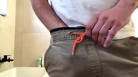 misterxy567 online show from April 2026 05:17:01 PM