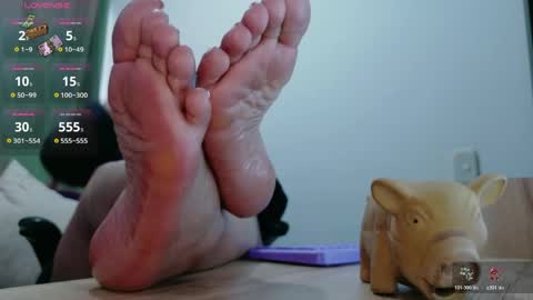 Snapshot of mistressjm_ chatting on April 2026 12:31:01 PM Jhadee online show from April 2026 12:31:01 PM