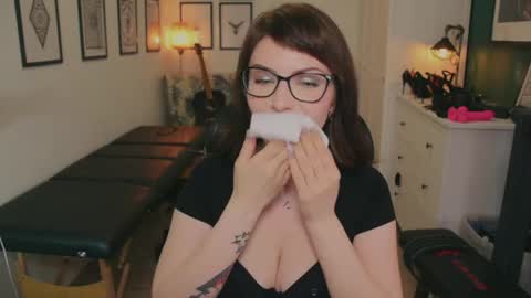 SANDY online show from April 2026 01:56:02 PM