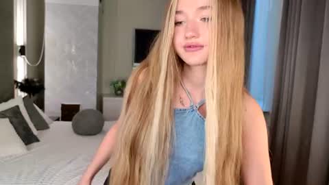 Mila online show from July 2026 01:45:02 AM