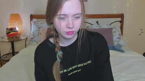 Miya online show from April 2026 12:41:01 AM