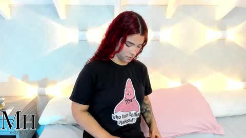 mizzhell_ online show from January 2026 02:48:01 AM