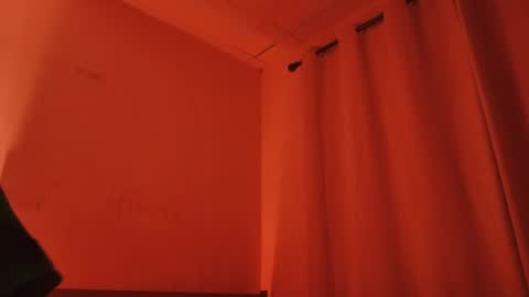 MoonLipson online show from July 2026 05:43:02 AM