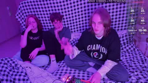 Tim and Lisa  Simon and Luna online show from February 2025 05:09:01 PM