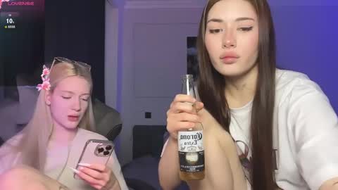 alice and ray online show from March 2026 10:02:02 PM