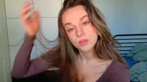 mmminnie online show from March 2026 10:51:01 AM