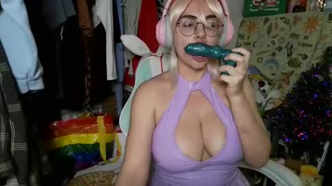 The Mochi Rainbow Variety Show online show from December 2024 08:23:02 PM