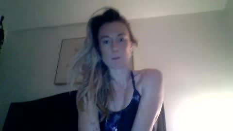 mockingbirds91 online show from April 2026 02:47:02 AM