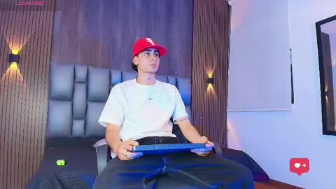 mohamed_malik online show from May 2026 11:04:01 AM